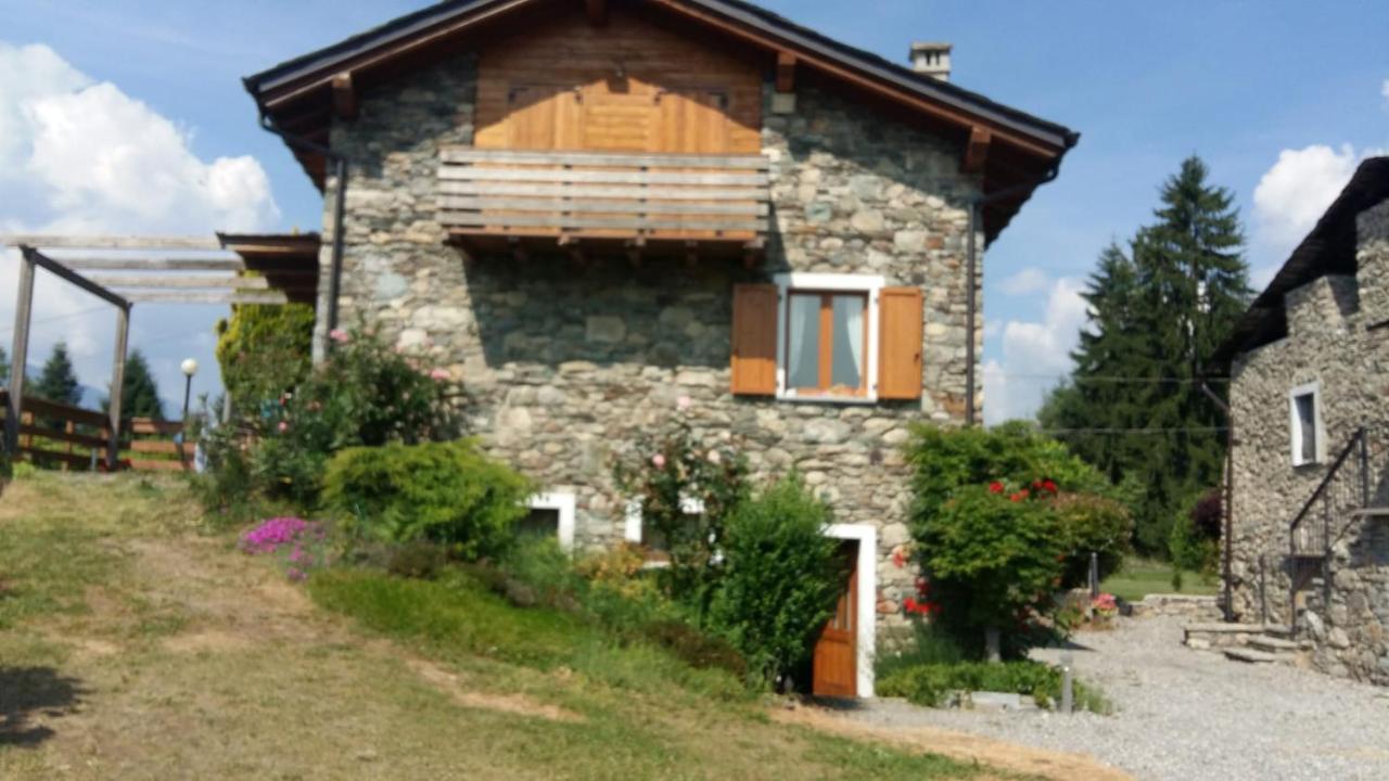 Casa Delle Rose Villa Teglio Exterior photo