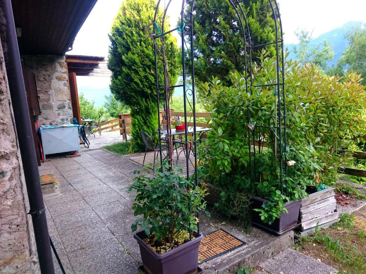 Casa Delle Rose Villa Teglio Exterior photo